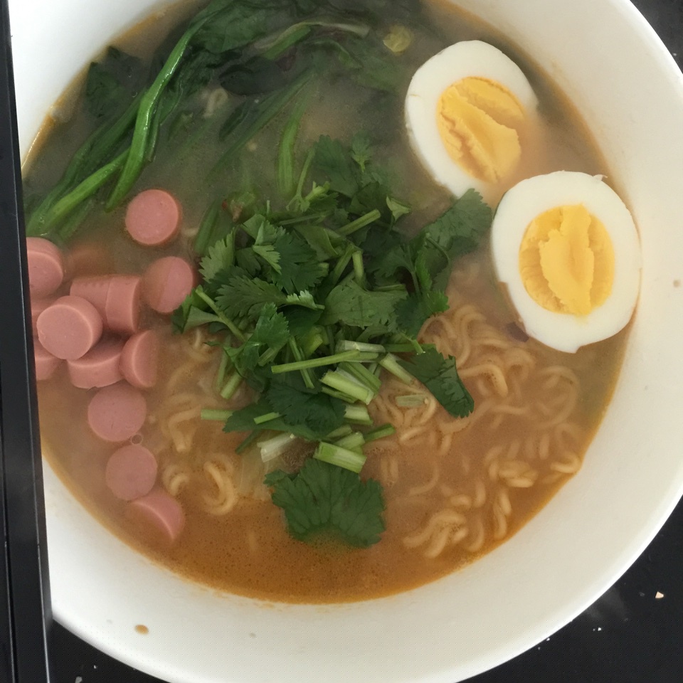 深夜分钟泡麵