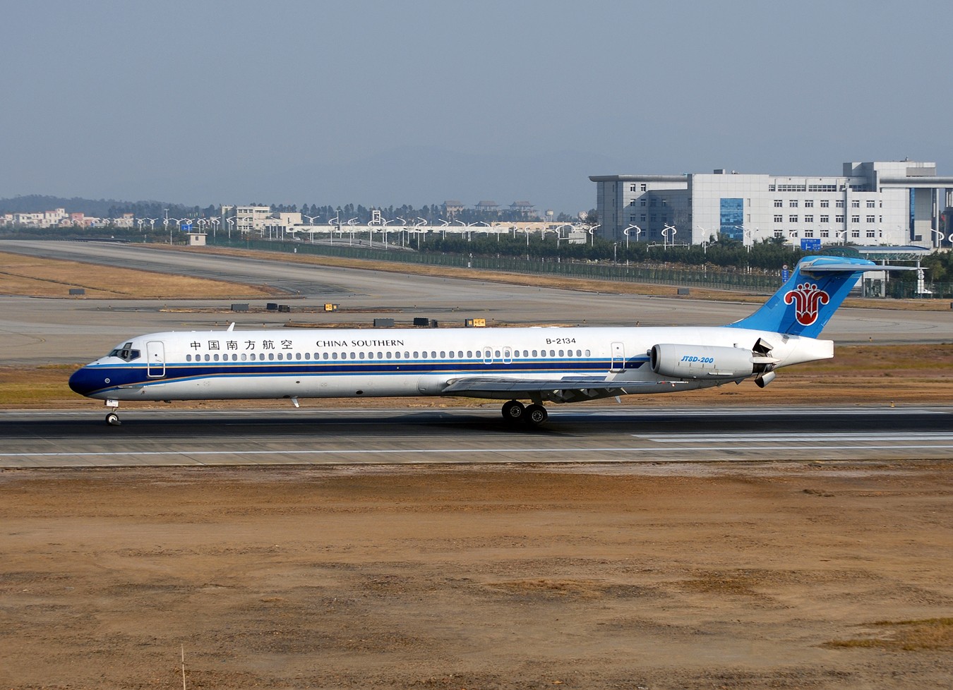 MD-82