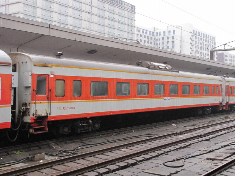 25型客车