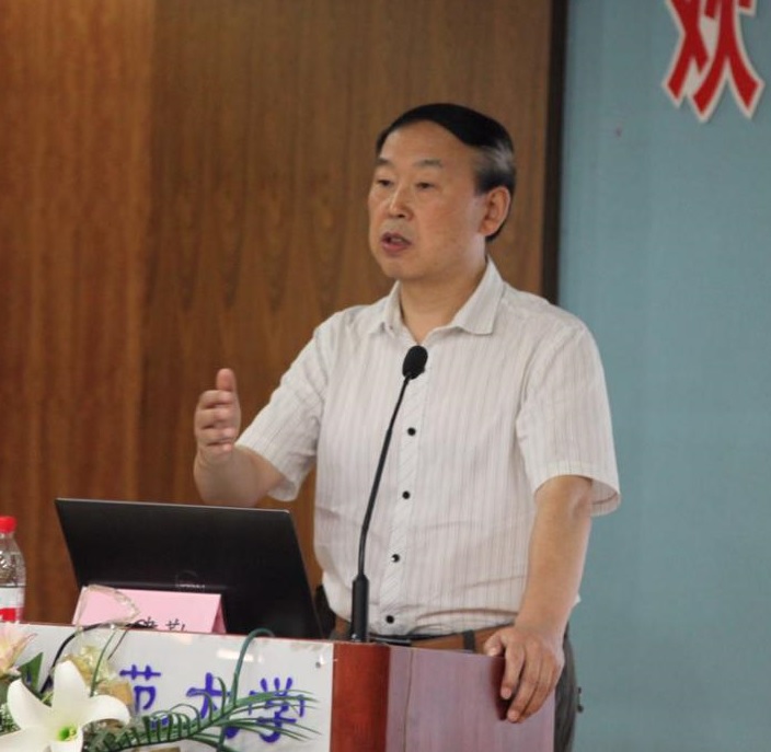 王建勤(北京语言大学对外汉语研究中心负责人)