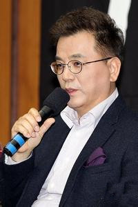 姜锡宇 姜锡宇