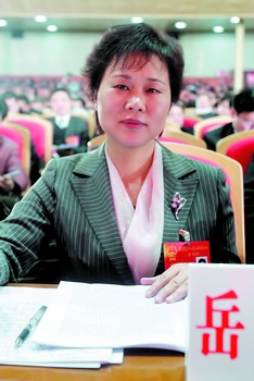 黄兰香 黄兰香