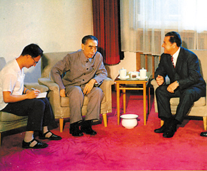 周恩来接见外国友人 周恩来接见外国友人