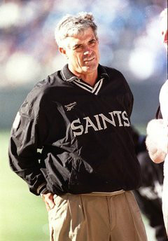 圣徒队功勋主帅Jim Mora 圣徒队功勋主帅Jim Mora