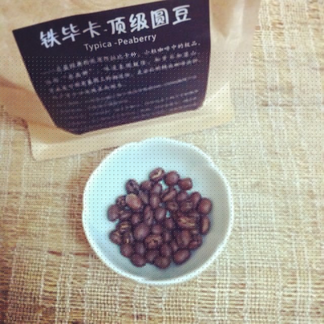 拿铁咖啡加颗糖