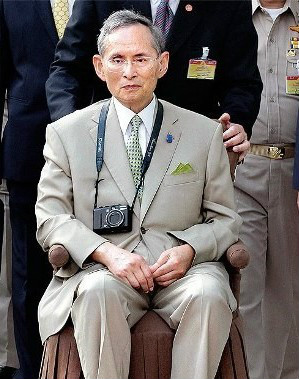 蒲美蓬·阿杜德 蒲美蓬·阿杜德