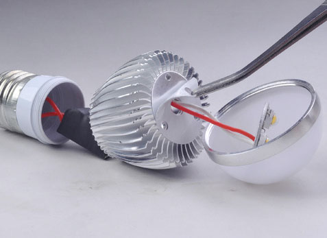 导热硅胶垫在LED灯上的套用 导热硅胶垫在LED灯上的套用