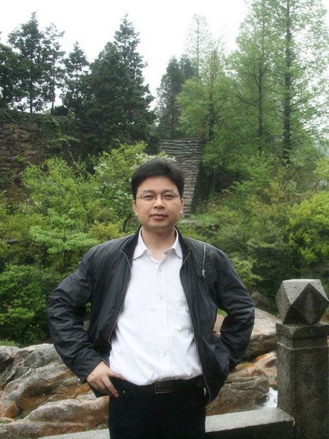 李定乾