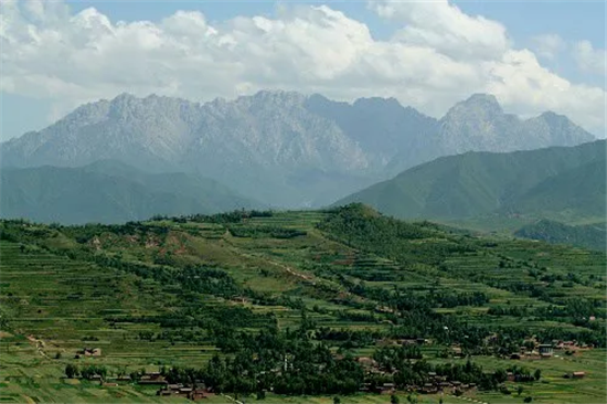 太子山(湖北太子山) 太子山(湖北太子山)