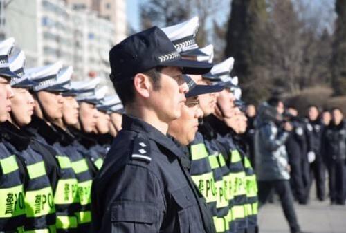 辅警的年度思想和工作总结5篇