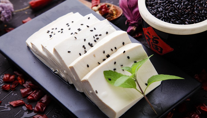 小葱拌豆腐歇后语的下一句 小葱拌豆腐歇后语的下一句的意思
