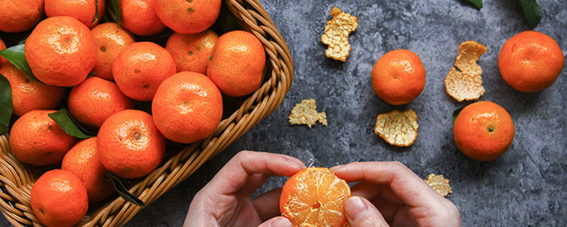 砂糖橘掉色是什么原因 砂糖橘皮为什么掉红色能吃吗