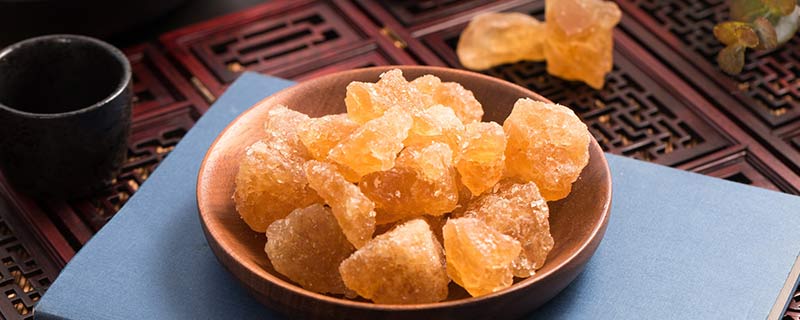 黄冰糖和单晶冰糖的区别 单晶冰糖和黄冰糖有什么区别