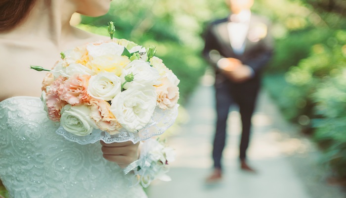 婚礼证婚人有哪些职责 证婚人的职责是什么