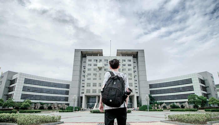 中南民族大学地址 中南民族大学在哪里