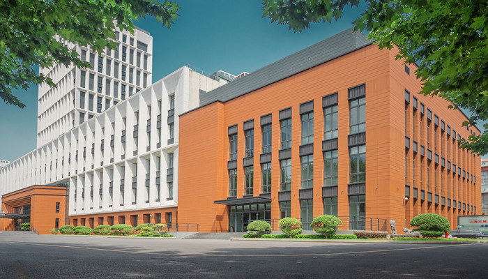 华中师范大学是985还是211学校 华中师范大学到底是985大学还是211大学
