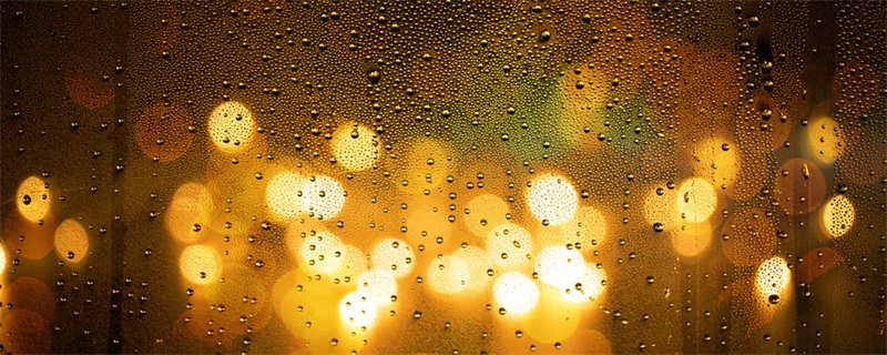 暴雨时在野外怎么办 暴雨时如果在野外怎么办