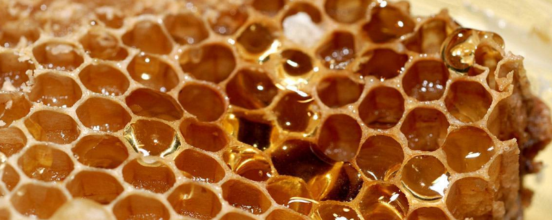 一斤纯天然蜂蜜多少钱，纯天然蜂蜜会过期吗