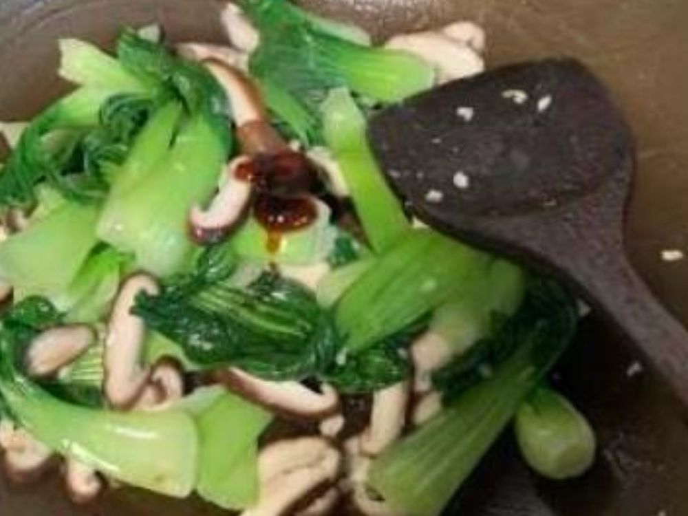香菇炒油菜怎么做