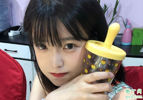 女生说好想吃宵夜怎么回复 晚上聊天女生说饿了要点外卖吗2