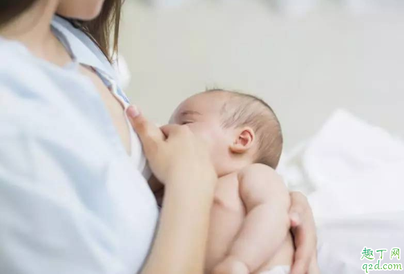 哺乳期穿哺乳内衣好还是穿平时内衣 喂奶穿哪种内衣合适3