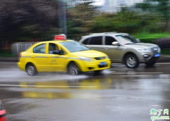 汽车后轮为什么一直响 雨天倒车后轮异响怎么办4