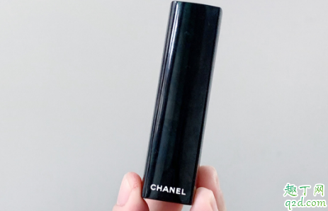 香奈儿191适合黄皮吗 Chanel2020春季限定191口红试色1