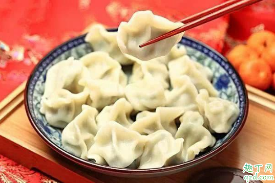 煮速冻饺子是否用凉水泡一下 速冻饺子要泡冷水再煮吗2