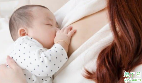 乳房软趴趴的是奶水不足吗 乳房软趴趴没有弹性怎么回事2