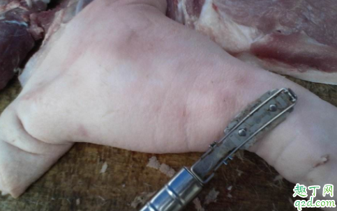 五花肉皮上的毛怎么去掉 猪肉皮上的毛怎么才能弄干净2