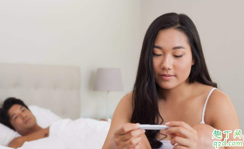 假怀孕试纸会两道杠吗 小心被早孕试纸忽悠了5
