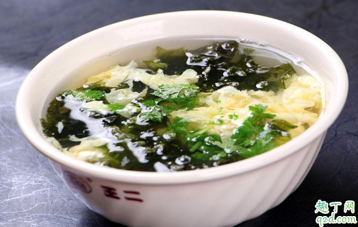 鸡蛋汤怎么做出薄蛋花1
