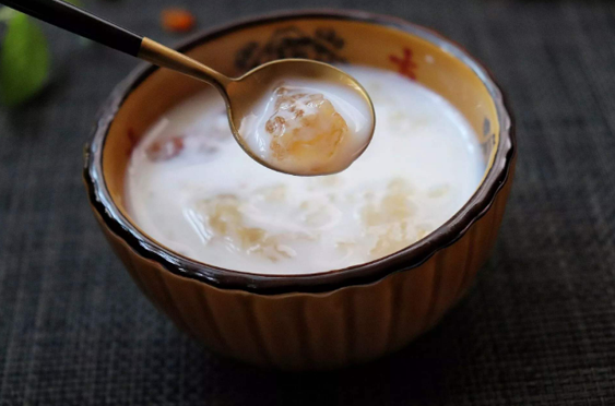 煮桃胶加奶像豆花能喝吗？可能是这几个原因导致的！1