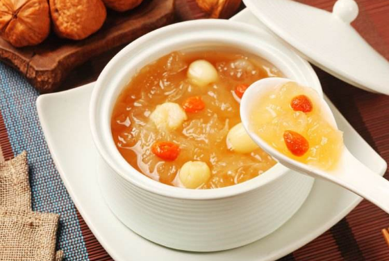 桃胶用电饭煲煮的好还是炖的好？主要看个人喜好！1