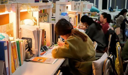 暑假过后是上学期还是下学期1