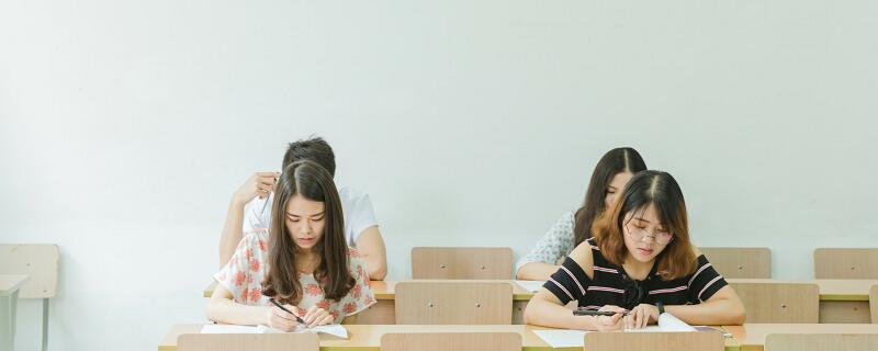 考公务员需要什么学历 考公务员要什么学历