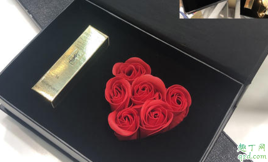 ysl2020情人节限定120和114哪个好看 ysl方管120和114试色对比1