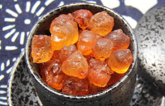 桃胶上面有寄生虫吗？一般是没有的！1