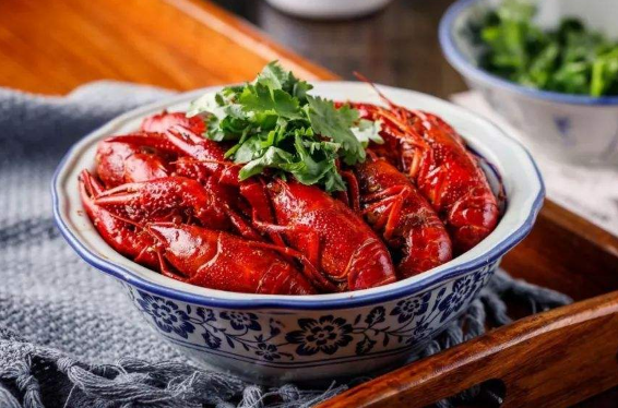小龙虾做的太咸了怎么办？这几个点子能帮到你！1
