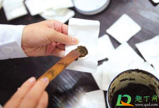 三伏贴火辣辣的是不是要撕掉2