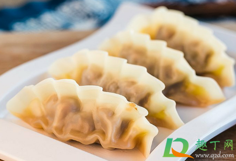 包饺子香菇用不用焯水1