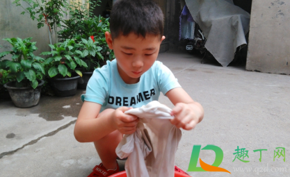 衣服柴油该怎么样洗掉4