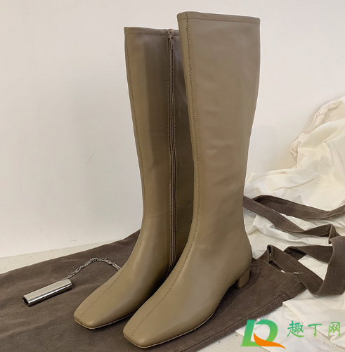 过膝靴里面穿什么袜子3