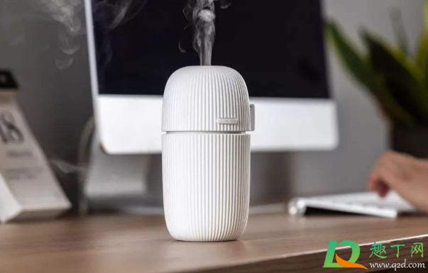 加湿器可以对着头吹吗2