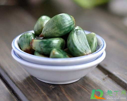 腊八蒜腌好了醋用倒吗2