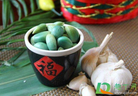 腊八蒜放糖好还是不放糖好2