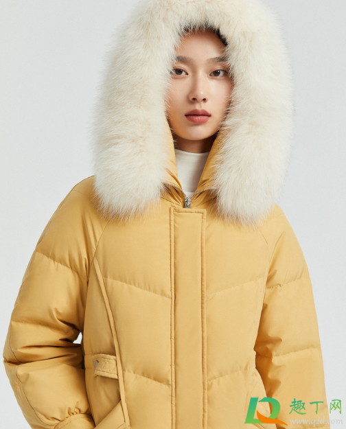 白鸭绒羽绒服有味道正常吗2