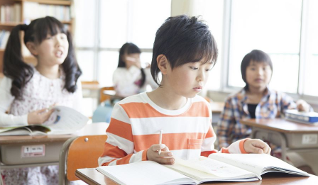 2022清明节学生放假几天还要补课吗1