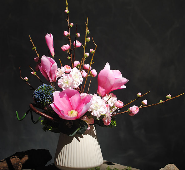 花瓶里的花怎么养2