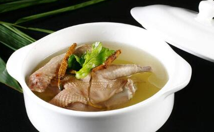 冬虫夏草成人每天吃几根3